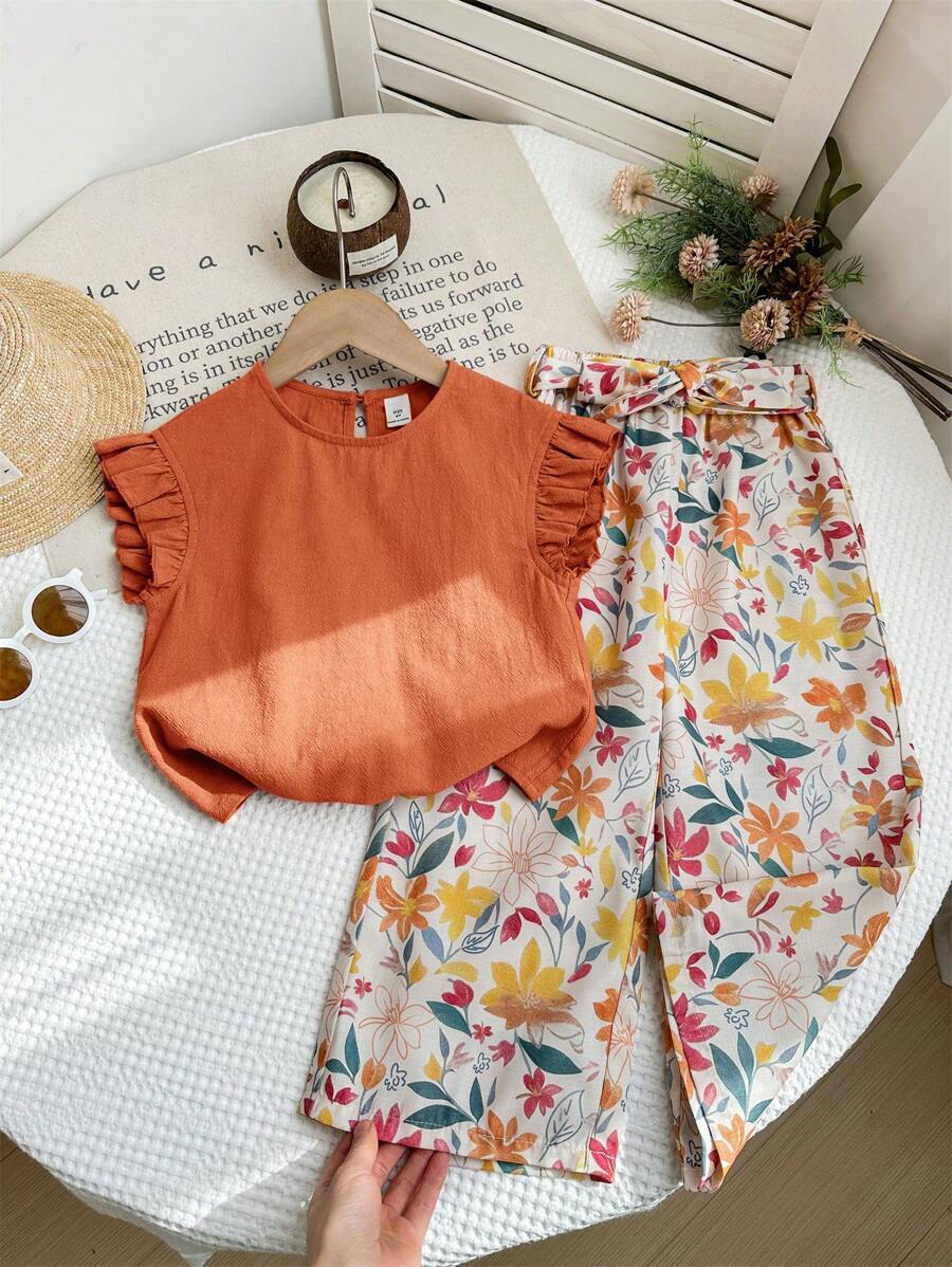 LMoss Kids Set 2 Potong LMoss untuk Anak Perempuan: Atasan Rajut Warna Polos dengan Kerah Berkerut dan Celana Longgar Motif Bunga Kecil Tenun - Coklat - View 1