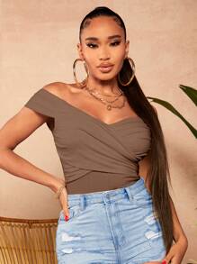 SHEIN SXY Plus Size Women's Black Off Shoulder Twist Front T-Shirt, Tight Fit, Spring/Summer