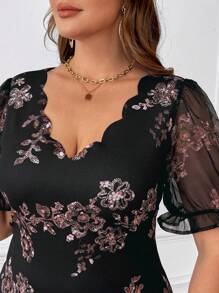 SHEIN Clasi Plus Size Women Summer Dress,Elegant Floral Print Mini Dress With Short Lantern Sleeve,V-Neck,Ruffle Hem,Black And Gold Elegant Wedding Guest Dress - Multicolor - View 2