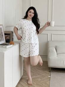 Dazy Plus Conjunto de pijama con parte superior de cuello redondo suelta con estampado floral ditsy y shorts