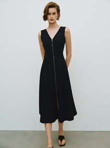 Lumivelle Slim Fit Sleeveless Zippered V-Neck Mini Dress, Casual And Fashionable For Spring/Summer - Black - View 3