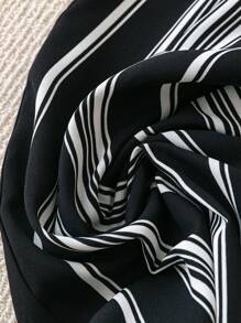 SHEIN CURVE+ Plus Size Women Woven Striped Print Ruffle Edge Drawstring Wide Leg Casual Long Pants, Spring/Summer - Black and White - View 4