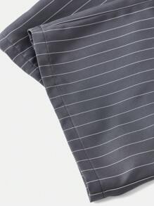 SHEIN 青少年女孩休闲优雅复古时尚街头时尚翻领无袖双排扣编织条纹连体裤（配腰带） - 灰色 - 查看 7