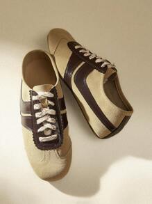 CUCCOO EASI Baskets plates décontractées en suède abricot pour femmes