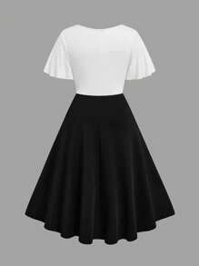 Rometta Women's Plus Size Simple Cross Wrap V-Neck Contrast Color Stitching Solid Color Hem Midi Dress Vacation Summer Women Outfit Spring Dress Elegant Formal Women Dresses Evening Dress Wedding Women Dress Easter Women Dress Graduation Dress Wedding Guest - Black and White - View 2