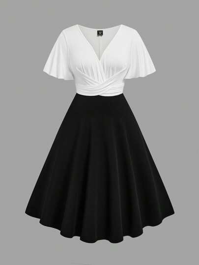 Rometta Women's Plus Size Simple Cross Wrap V-Neck Contrast Color Stitching Solid Color Hem Midi Dress Vacation Summer Women Outfit Spring Dress Elegant Formal Women Dresses Evening Dress Wedding Women Dress Easter Women Dress Graduation Dress Wedding Guest