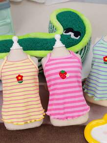 PETSIN 柔软透气轻盈的宠物背心，甜美花卉刺绣图案，专为猫狗设计，适合夏季穿着，时尚流行于欧美