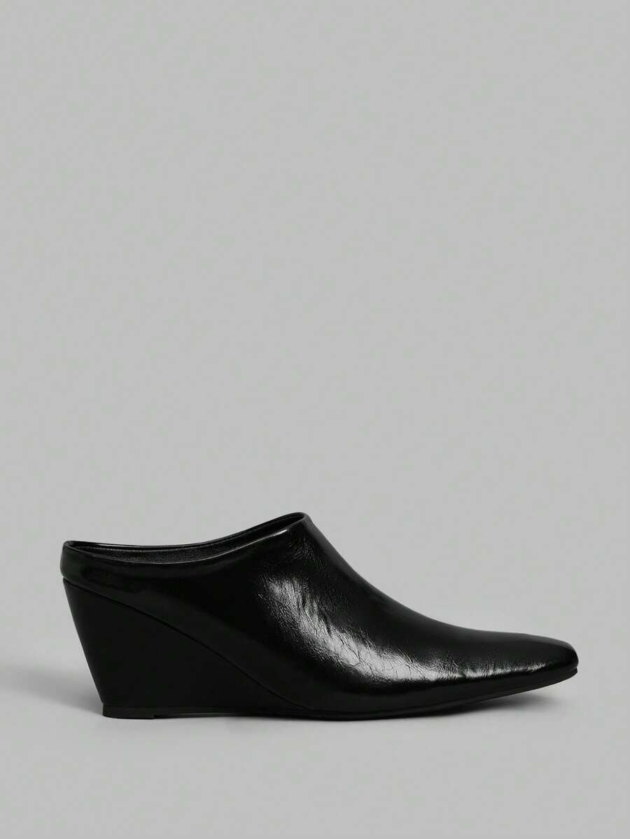 Ontre Women's Elegant Commuter & Daily Wear Wedge & Platform Slide Sandals For Christmas - Black - View 1