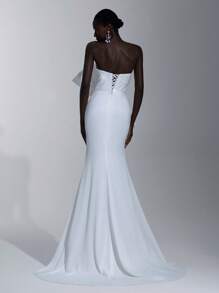 Elitara Elegant And Luxurious White Sequin Embroidery Handmade Big Bow Pearl Decoration Tube Top High Waist Slim Fishtail Beauty Trailing, Suitable For Wedding Festival Bridal Dress Formal Occasion Wedding Dress