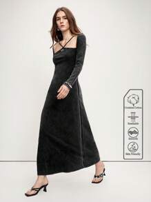 SHEIN LUNE 春季女装优雅金属装饰挂脖长袖酸洗复古长裙 - 黑色 - 查看 1