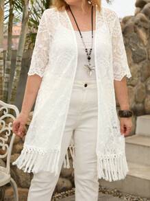 EMERY ROSE Plus Size Casual Solid Color Lace Fringe Hem Cardigan, Simple And Fashion Style, Suitable For Summer,Casual Holiday Style, Casual Holiday Outfits, Summer Fashion, Women's Summer Outfits, Mother's Day Outfits, Country Concert Outfits, Women's Boho Outfits, Women's Western Outfits, Women's Holiday Outfits, Women Summer Clothing Women Plus Clothing Business Casual Woman S Summer Clothes Women Plus Clothing Formal - White - View 4