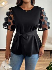 Calvaya Femmes grande taille Blouse romantique élégante à col V en maille transparente avec volants et nœud papillon. Vêtements d'été pour femmes. Hauts élégants pour femmes grande taille. Hauts décontractés chics pour femmes. Chemisiers pour femmes. - Noir - Voir 3