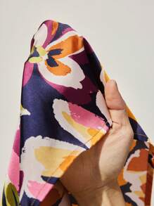 Maija Vestido elegante plus size feminino com estampa floral, manga curta e nó frontal, adequado para férias - Multicolorido - Ver 8