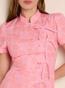 Nöista Vestido mini con estampado floral, decoración de lazo y volantes, y mangas cortas abullonadas para mujer