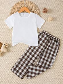 SHEIN 2pcs/Set Young Boy Round Neck White Short Sleeve T-Shirt And Black-White Plaid Shorts Set, Suitable For Casual Outdoor Wear In Summer - White - View 3