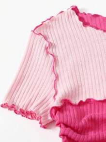 SHEIN EZwear Plus Size Women Sweet Contrast Color Ruffle Tie Neck Pleated T-Shirt - Hot Pink - View 4