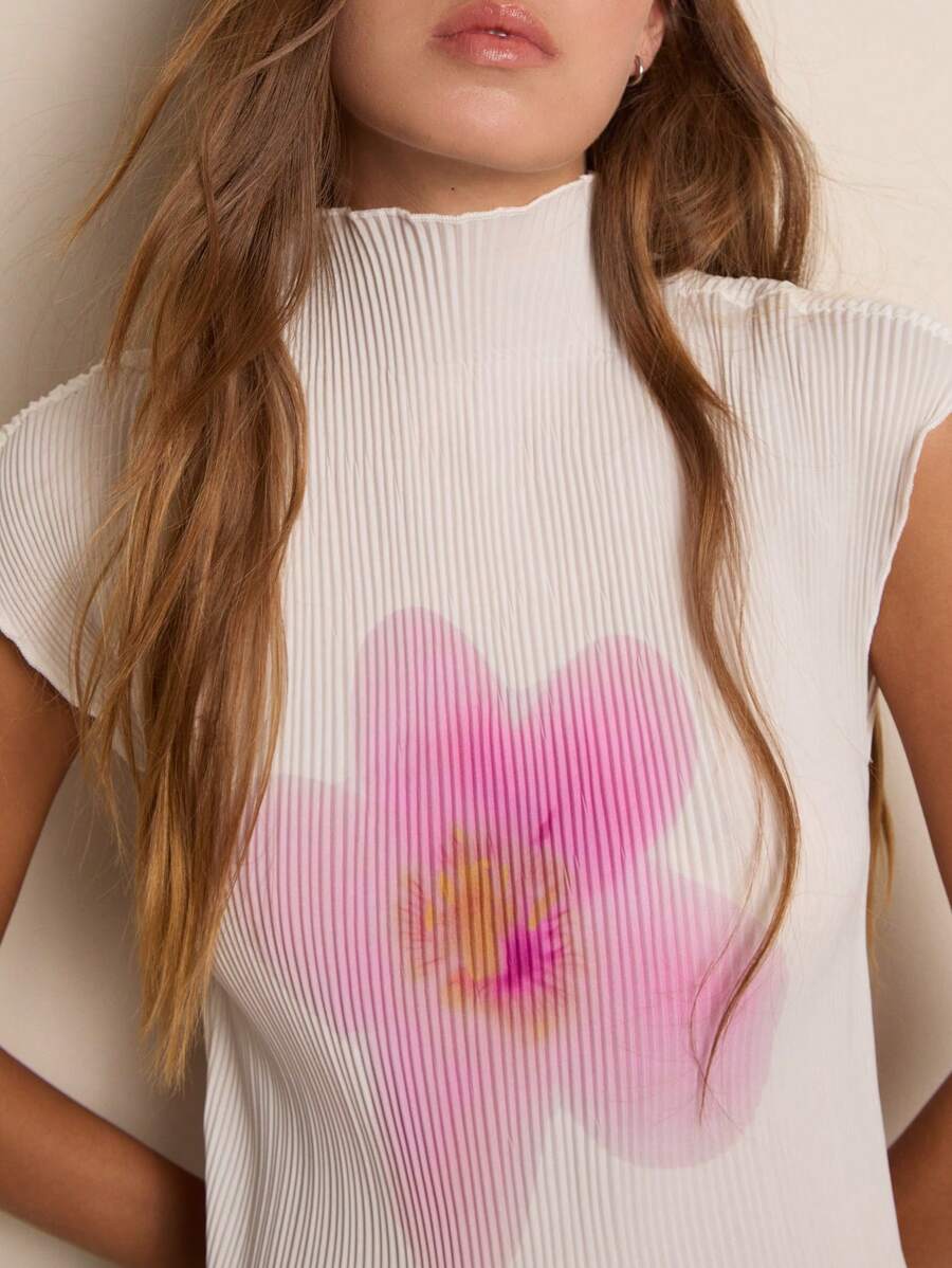 Nöista Summer Floral Print Mock Neck Blouse - White - View 1