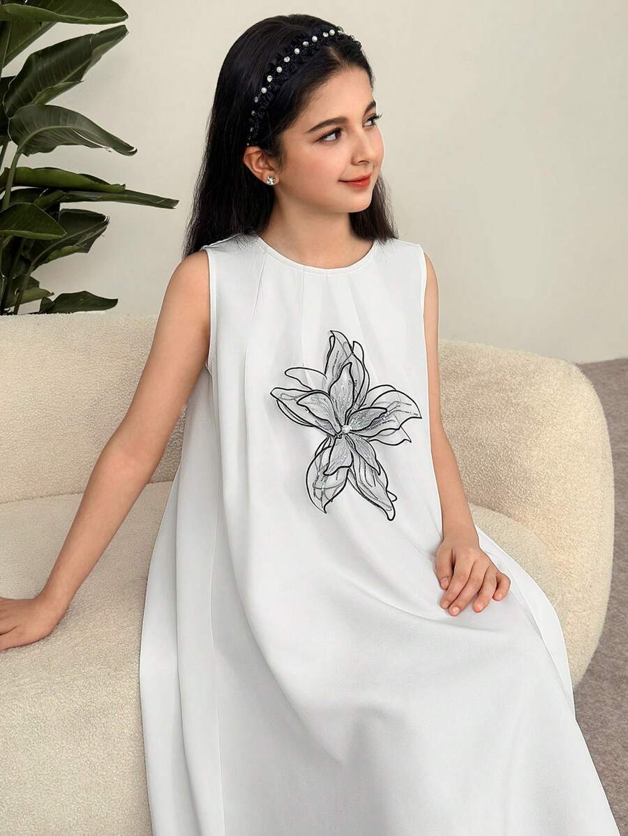 SHEIN Vestito da sole a-line da ragazza pre-adolescente con design a fiori 3D patchwork