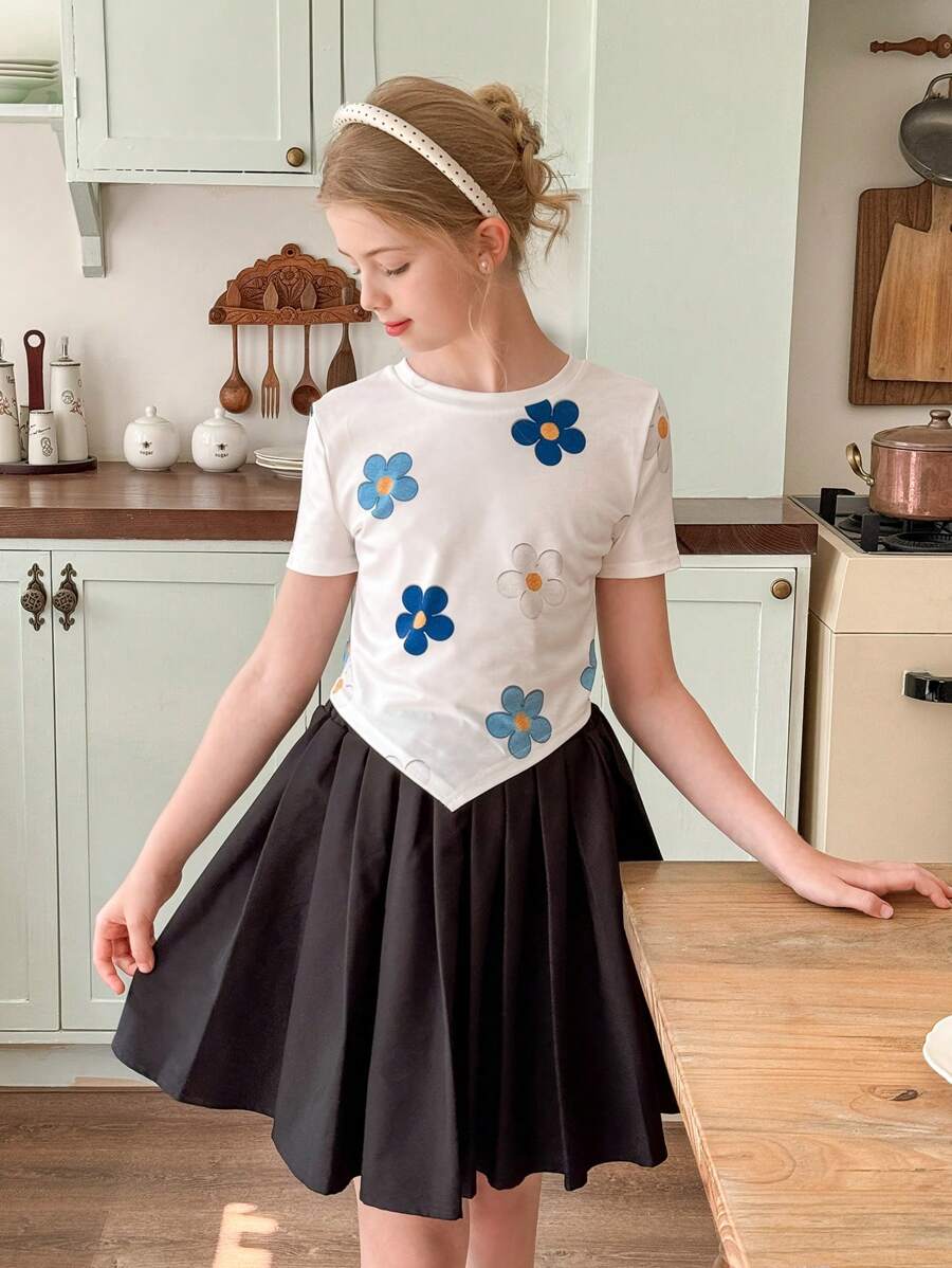 SHEIN LMoss Kids 2件套少女印花针织T恤和迷你裙套装 - 彩色 - 查看 1