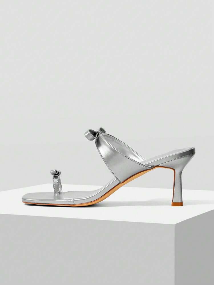 SANDALIAS DE TACÓN ALTO DE PU DE PUNTERA CUADRADA