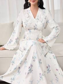 Al Najma 女士传统花卉领带长款束腰连衣裙，端庄 - 杏色 - 查看 1