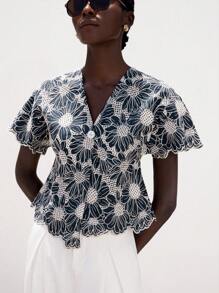 Aveloria Modichic Sonnenblumen gestickte Bluse mit V-Ausschnitt, asymmetrischem Rüschensaum, Taillenzug, Minimalistisches Design, breite Schulter, vielseitig einsetzbar für Büro und Urlaub, Perlmutt Knöpfe, Damen Kurzarm - marineblau - Übersicht 3