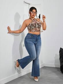 SHEIN PETITE CURVE Plus Size Women's Front Pockets Bell-Bottom Casual Versatile Jeans - Blue - View 4