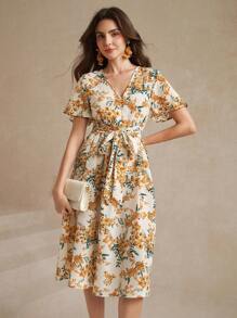 SHEIN Clasi Vestido con cinturón con estampado floral de manga mariposa