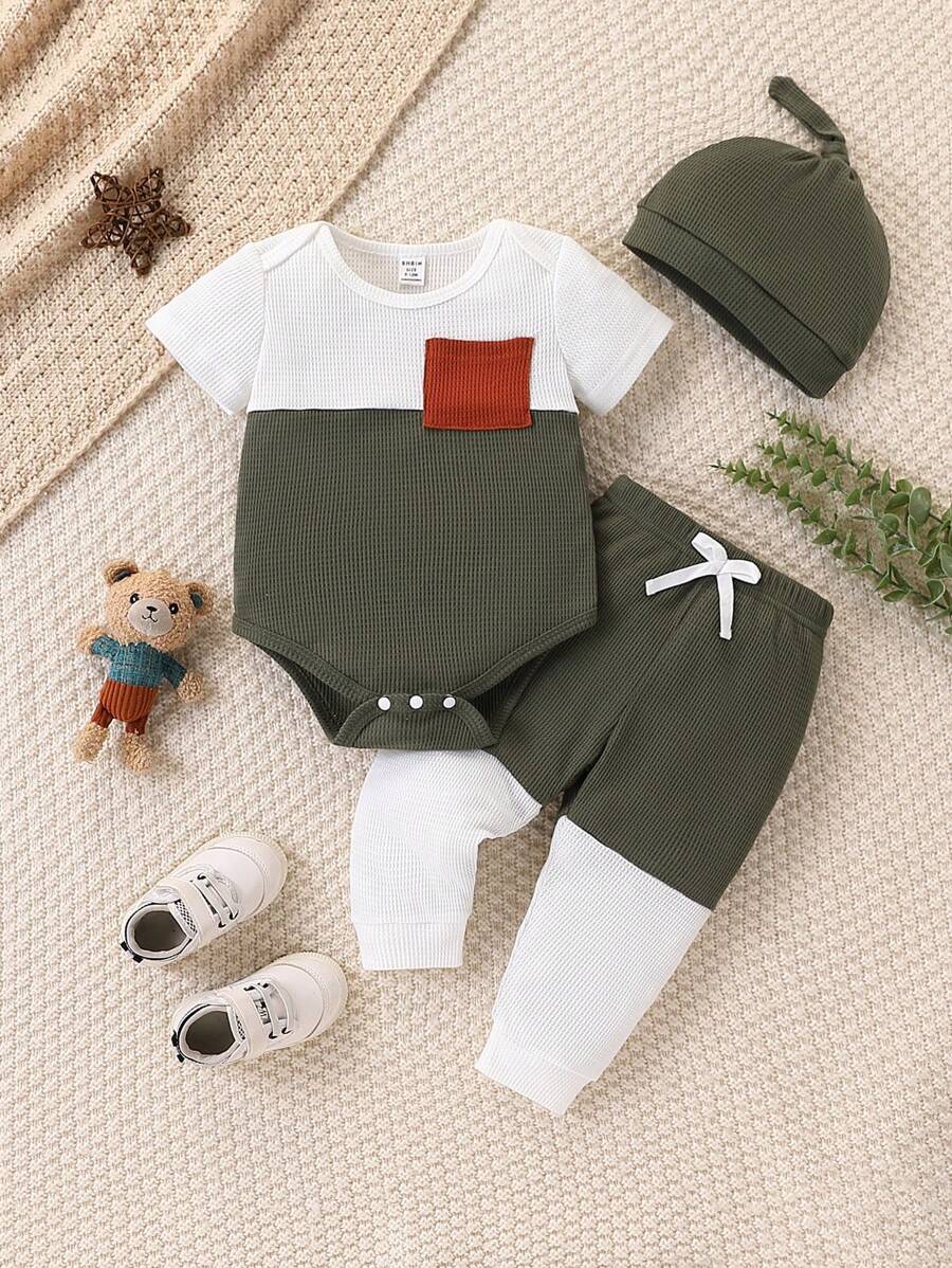 女宝宝春夏季居家简约休闲运动装信封领绿白撞色棕色撞色口袋连体裤套装带帽子