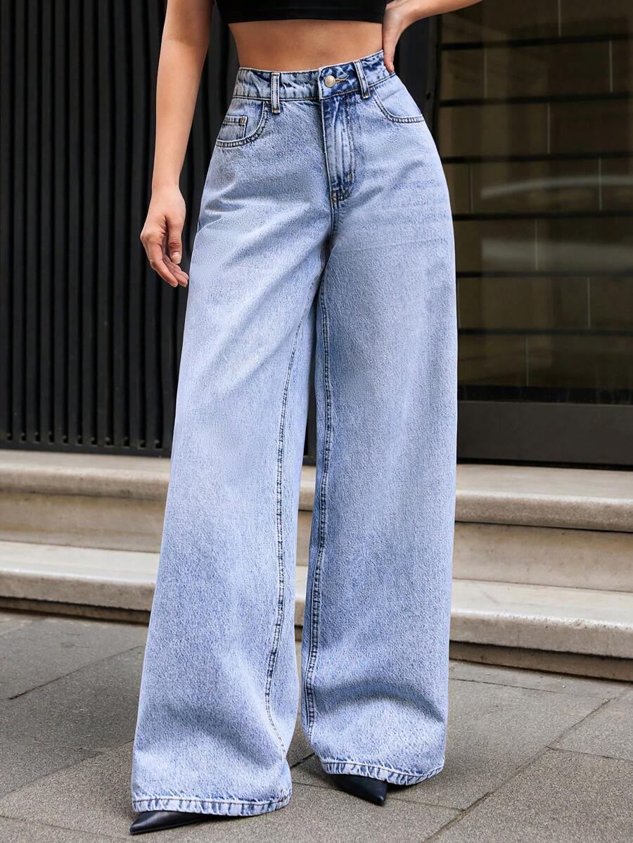 RueChic PANTALONI DONNA A VITA BASSA E GAMBA LARGA CON LAVAGGIO VINTAGE IN BLU CHIARO