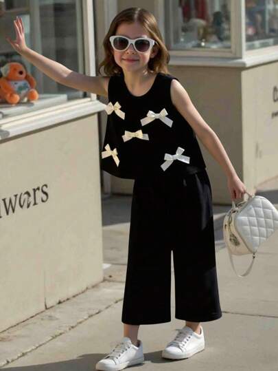 Elladie kids 2 件套幼儿女童时尚可爱 3D 蝴蝶结装饰无袖背心和七分裤套装，适合休闲穿着，春夏季