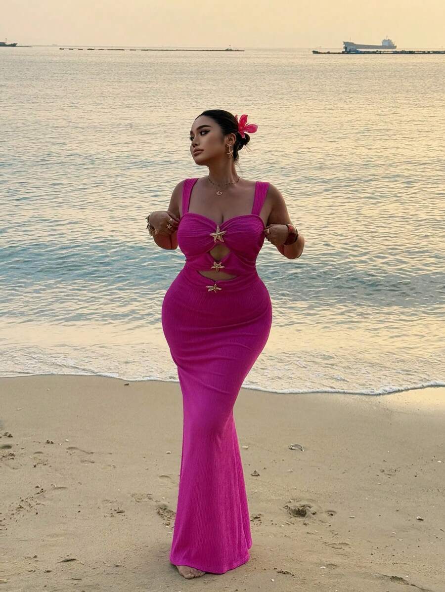 Sunnyshic 大码女式纯色面料方领无袖胸前海星金属饰边镂空腰部中长连衣裙，夏季连衣裙，节日，派对，日常 - 玫紅色 - 查看 1