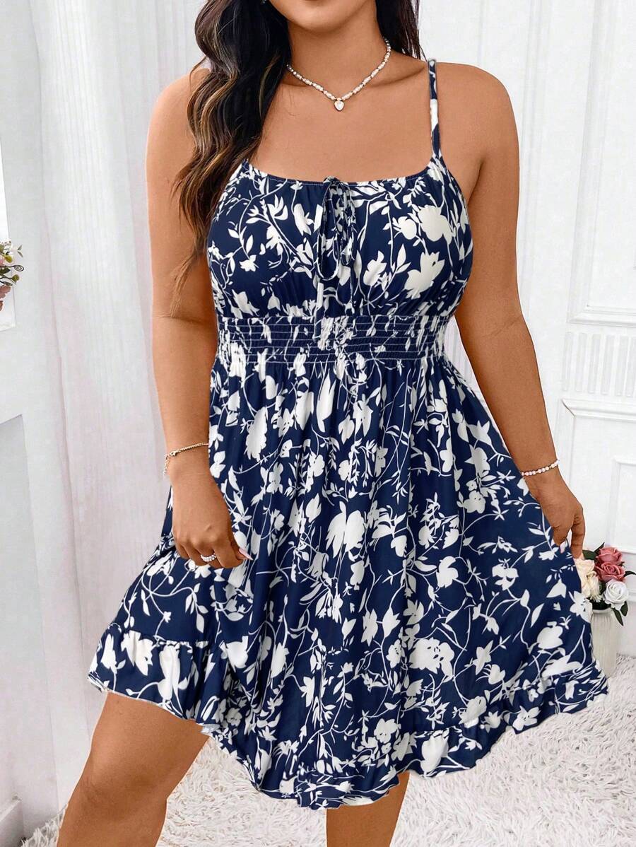 SHEIN PETITE 收腰性感细肩带碎花紧身连衣裙，复古风格收腰性感碎花细肩带紧身连衣裙，优雅时尚碎花 A 字形细肩带迷你连衣裙，清新夏日花卉系腰修身细肩带连衣裙 - 藍色 - 查看 1