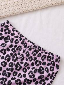 SHEIN Set 2 buc. tricou și pantaloni cu mânecă lungă și imprimeu leopard pentru bebeluși, fetițe, ținută casual confortabilă, potrivită pentru 0-3 ani, pentru toate anotimpurile, performanță excelentă la preț redus - Violet - Vizualizare 3