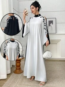 Al Najma 女式宽松立领露肩花卉装饰优雅阿拉伯风格连衣裙 - 黑與白 - 查看 1