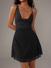 TRNVIE Vestido Curto Assimétrico de Tira Fina, Sem Costas, com Estampa de Bolinhas e Tela, Roupa Romântica de Resort, Primavera/Verão - Preto - Visão 5