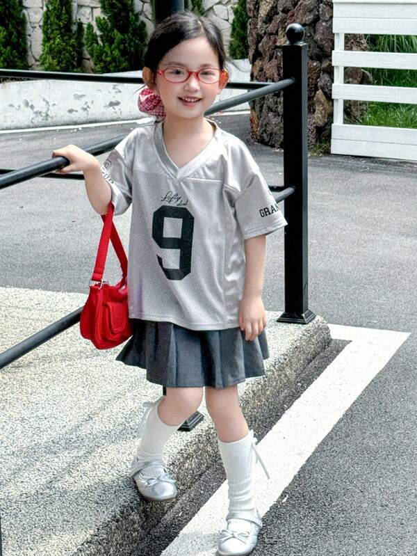 DAZY Young Girl V-Neck Printed Street Style Casual Short Sleeve T-Shirt, Summer, For Back To School