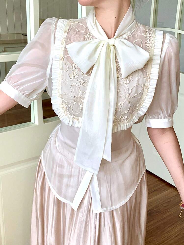 Women's Elegant Fabric Patchwork Bowknot Mesh Decor Short Sleeve Blouse, Summer