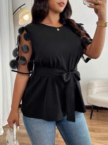 Calvaya Femmes grande taille Blouse romantique élégante à col V en maille transparente avec volants et nœud papillon. Vêtements d'été pour femmes. Hauts élégants pour femmes grande taille. Hauts décontractés chics pour femmes. Chemisiers pour femmes. - Noir - Voir 5