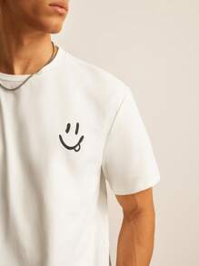 Manfinity VCAY Men Knitted Crew Neck Urban Short Sleeve Casual T-Shirt With Letter & Face Print, Boyfriend Gift, Summer - White - View 2