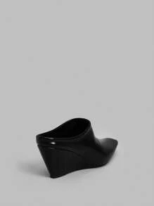 Ontre Women's Elegant Commuter & Daily Wear Wedge & Platform Slide Sandals For Christmas - Black - View 4