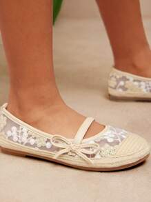 Mini mi CC 风格女童蝴蝶结系带蕾丝和黄麻波西米色帆布平底鞋——从游乐场到海滩度假胜地 - 米色 - 查看 3