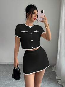 Elenzga 2 件套女士春夏法式优雅撞色波浪丝带细节黑色纽扣短袖上衣和撞色波浪丝带饰边半身裙