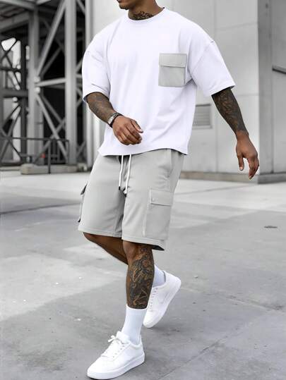 Manfinity Homme Men's Summer Casual Contrast Color Pocket T-Shirt And Cargo Shorts Set