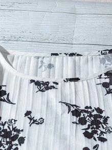 Rusticease Blusa de cuello redondo con mangas acampanadas y estampado floral, ropa para vacaciones