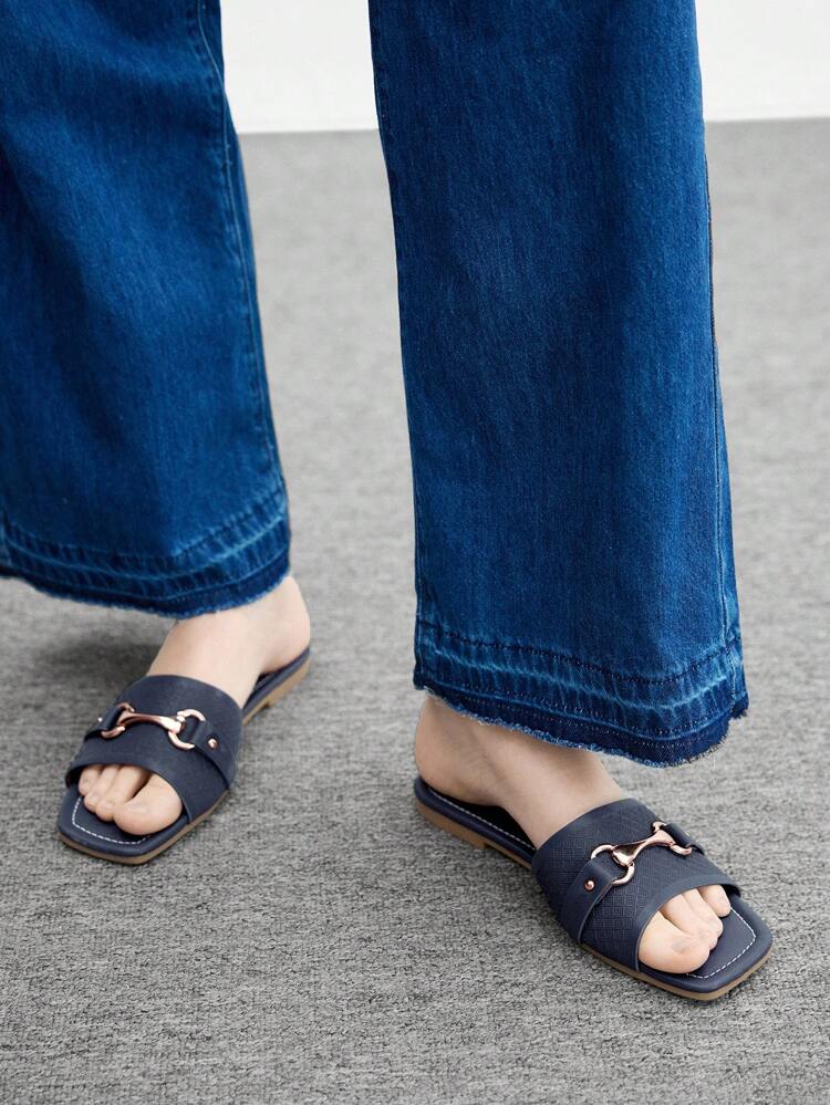 CUCCOO BIZCHIC 1 Pair Women's Square Toe Slip-On Flat Beach Style Sandals, Black PU