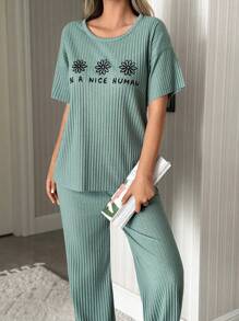 RueChic Women 2 Pcs Contrast Colour Lettered Homewear Short Sleeved & Long Bottom Pajama Set - Mint Green - View 4