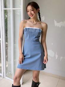 Tween Girls Y2K Stone Washed Snug Fit Skater Dress With Bow Detail, Cute Denim Overall Dress For Spring/Summer Vacation - Light Wash - View 3