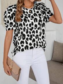 EMERY ROSE Women Round Neck Leopard Print Casual Versatile Short Sleeve Blouse - Black and White - View 7