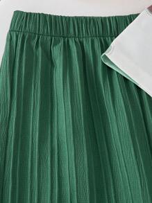 SHEIN 2pcs/Set Girls Floral Full Print T-Shirt And High Waist Textured Wide Leg Pants Set - Green - View 5